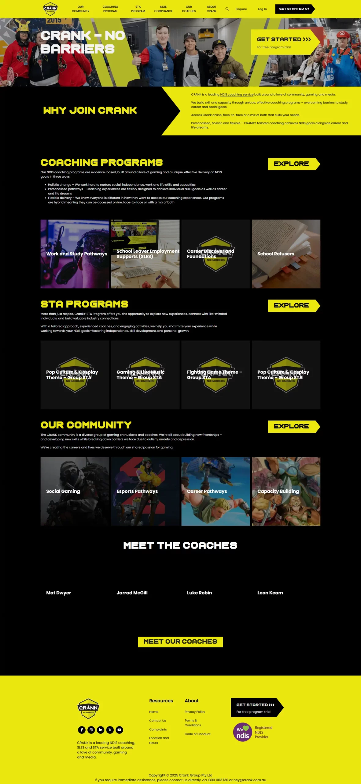 Screenshot of a sports coaching website featuring sections on coaching programs, STA programs, community highlights, and coach introductions, with yellow and black color themes.